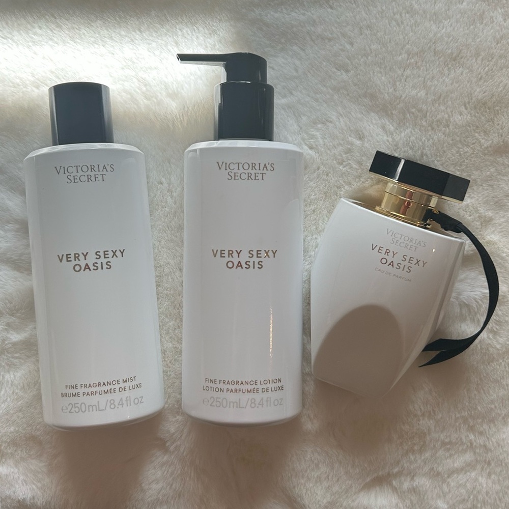 Victoria's Secret Very Sexy Oasis Fragrance Set